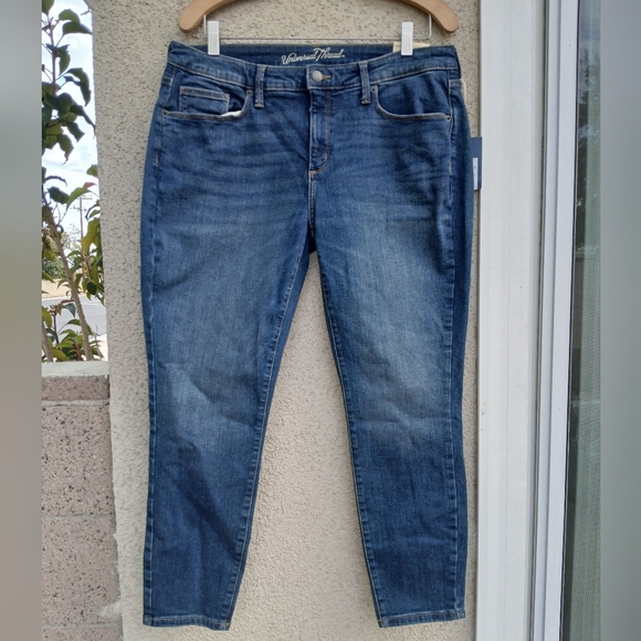 Universal Thread Short Jeans - Picture 9 of 9